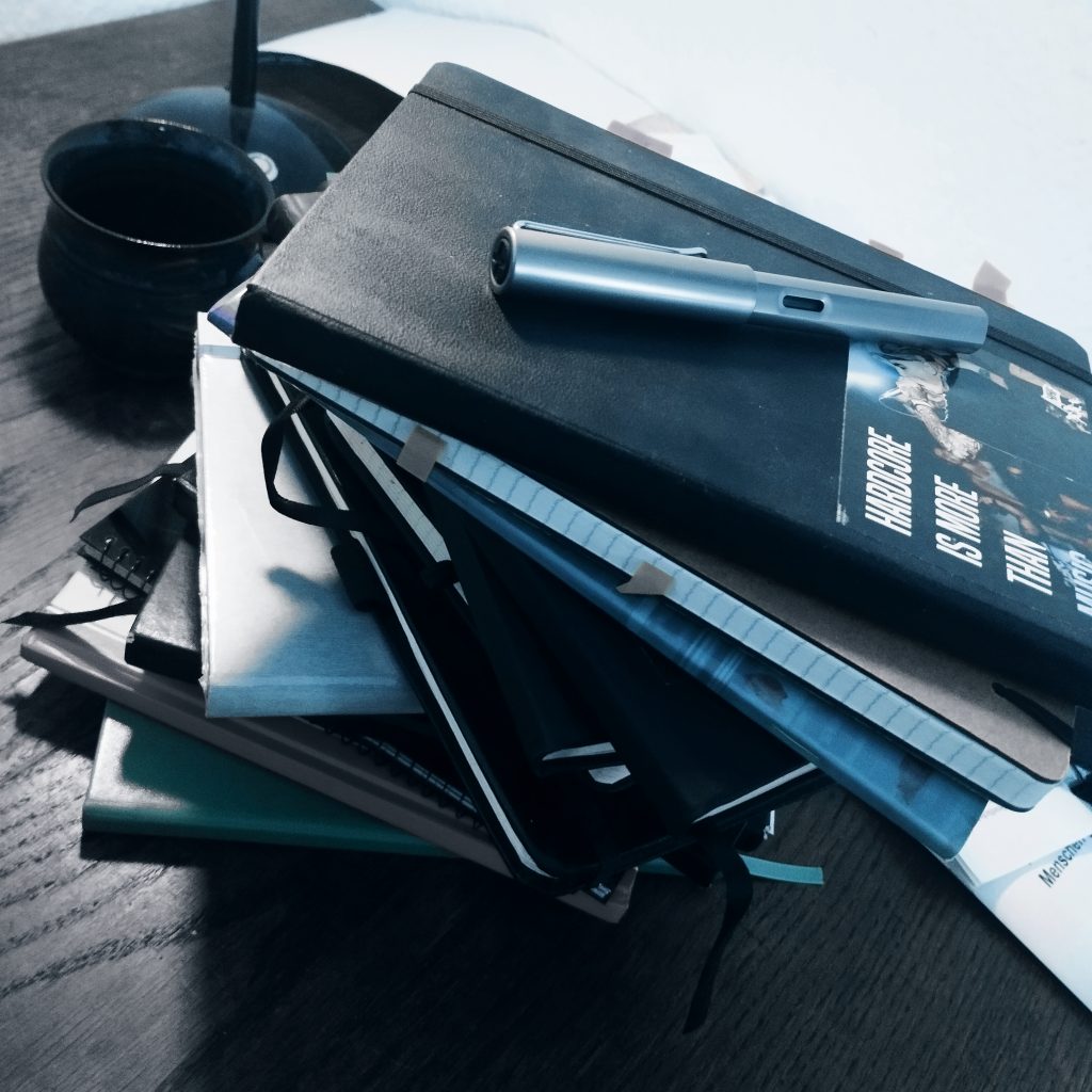 Buch Arbeiten kämpfen kaputtgehen Mirco Mallek, Essay Underdog Erschöpfung Mirco Mallek